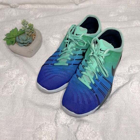 Nike Women's Free Tr 6 Spectrum Fitness Shoes Size 9.5 - Picture 2 of 10